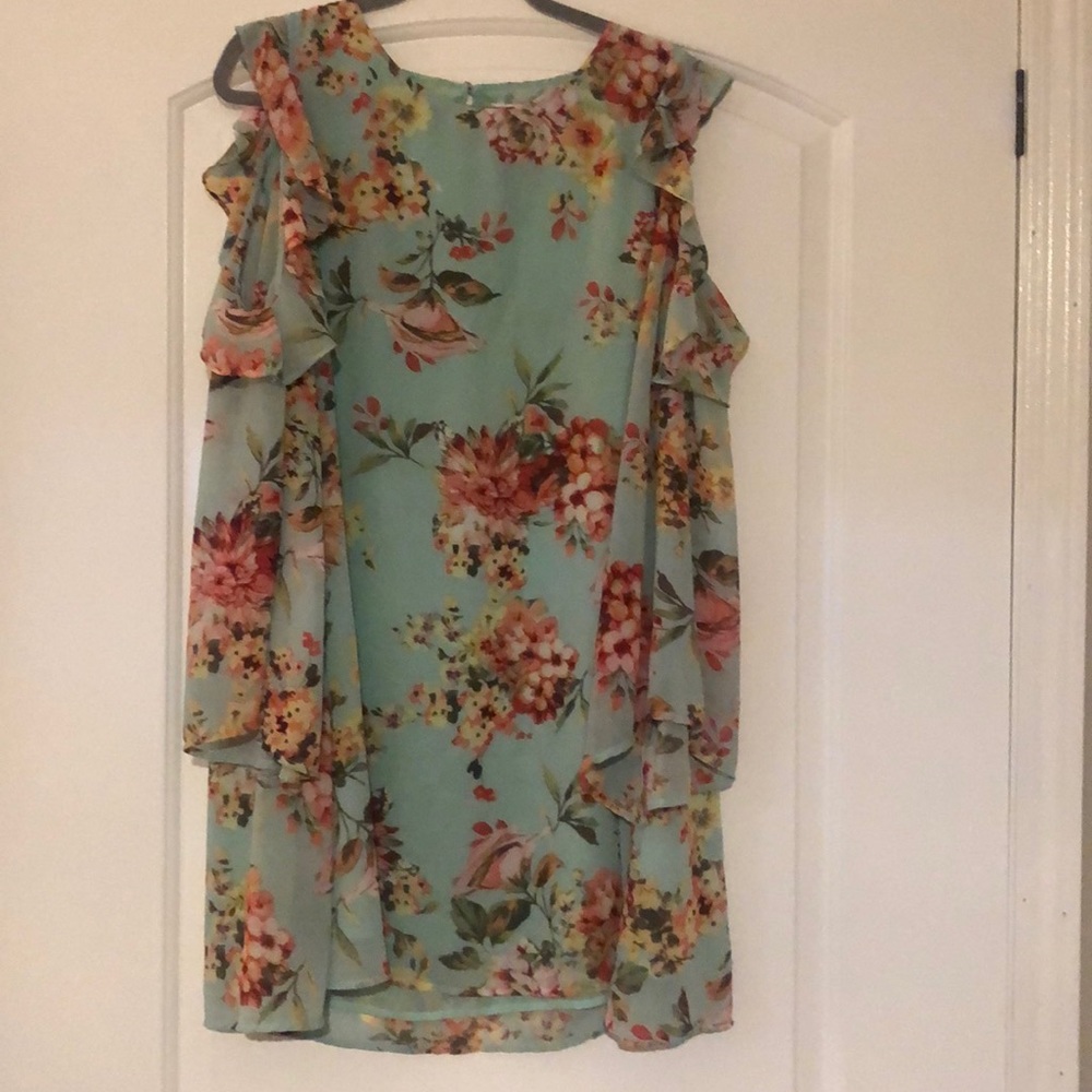 NWOT Umgee should shoulder dress